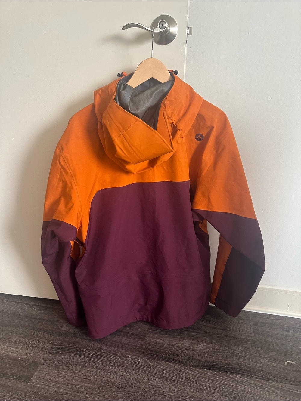 Marmot Spire jacket, Orange and Burgundy Ski Jacket with Hood, Medium, Gore-Tex - Picture 2 of 5